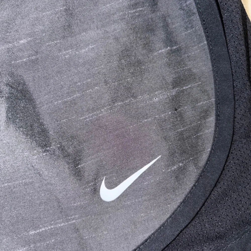 Nike Dri-FIT Tempo Running Shorts Bundle Grey Black 831558-012 Womens Small